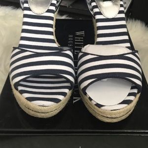 White House Black Market, size 9